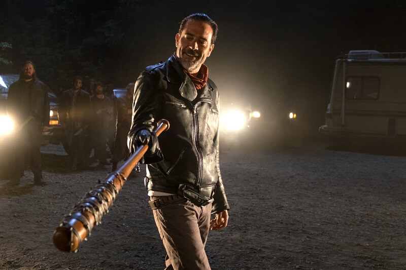 Jeffery Dean Morgan pointing with Lucille