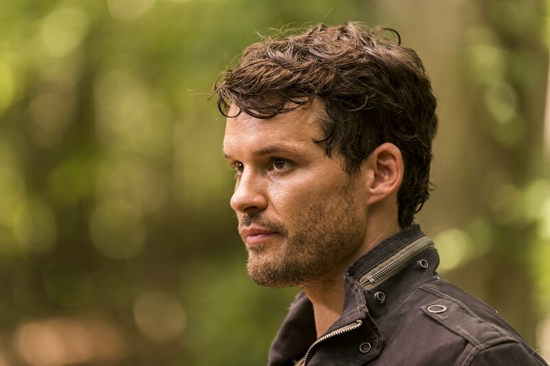 Spencer looking on in The Walking Dead