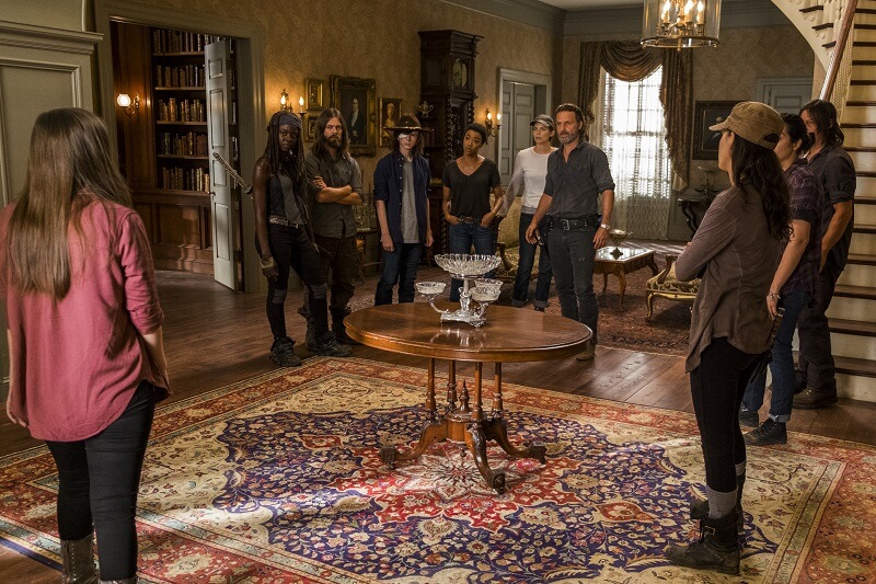 Enid and members of Alexandria at the Hilltop mansion