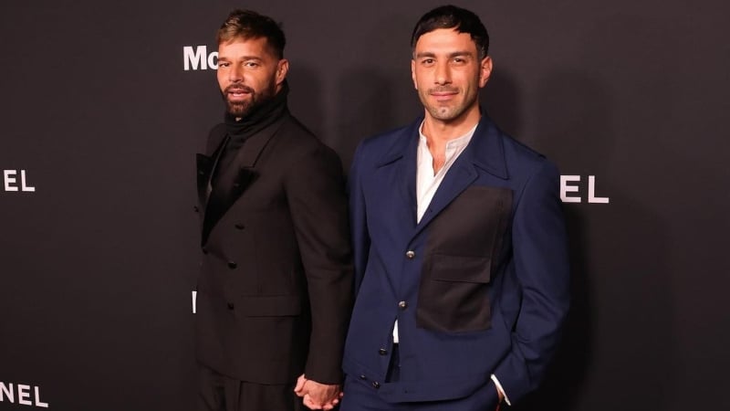 Ricky Martin and Jwan Yosef pose together