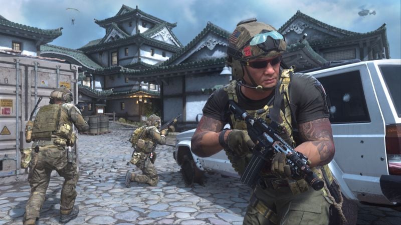 DMZ: Multiple characters