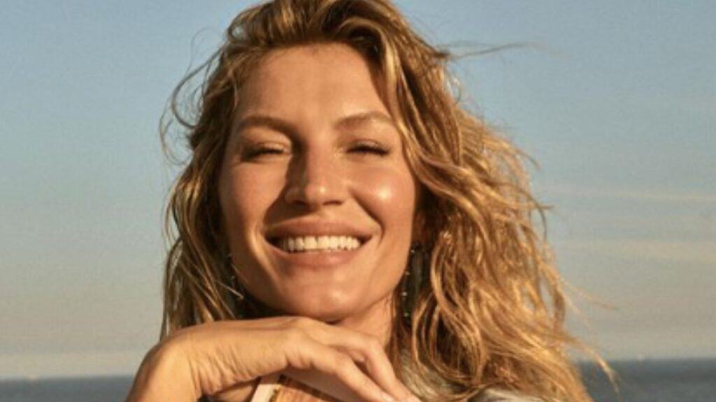 Gisele Bündchen Allegedly Upset From Jokes About Her Marriage To Tom Brady Gisele Bündchen posts selfie on Instagram