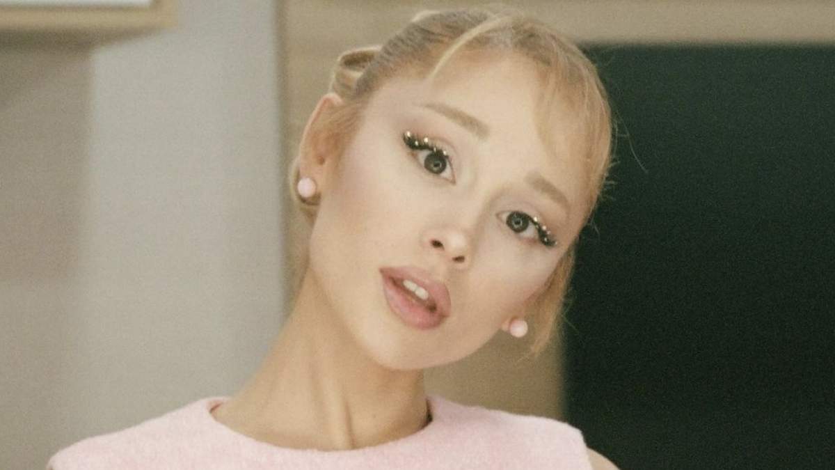 Ariana Grande Addresses Affair Rumors With Ethan Slater: “People Believe the Worst”