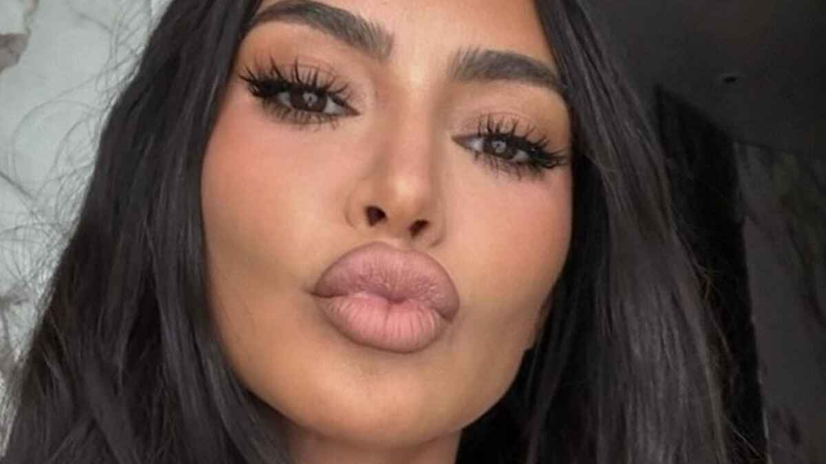 Kim Kardashian Praised For Refusing to Ditch Heels While Using A Mobility Scooter For Her Broken Foot: ‘I Wish I Had Her Work Ethic’