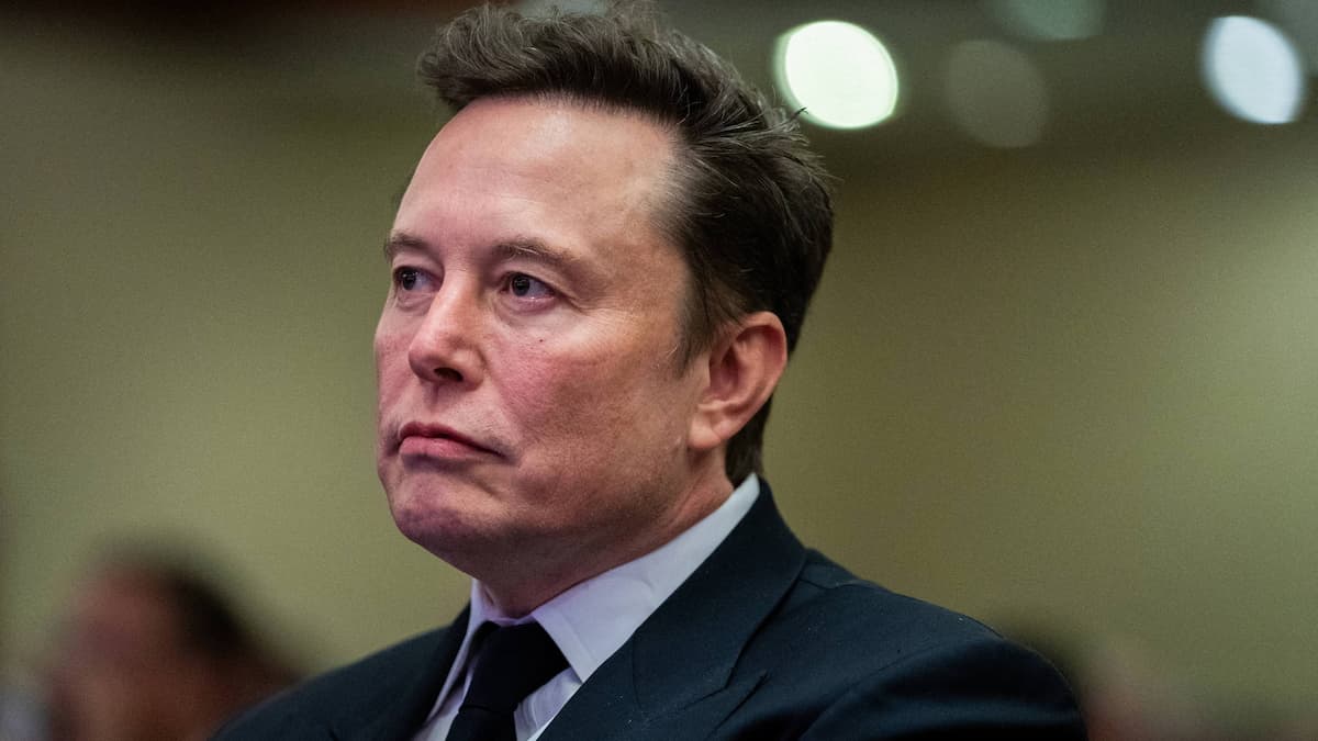 Elon Musk Mocked as ‘Most Unpopular President Since Trump’ as Approval Rating Is ‘Falling Through the Floor’: ‘The World Hates You!’