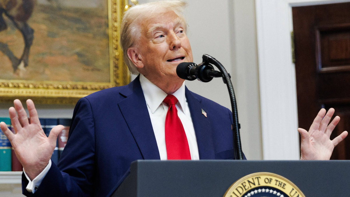 Donald Trump Slammed for ‘Deleting’ Spanish Version of White House Website and Telling Users to ‘Go Home:’ ‘Small-Minded Petty Bullying!’