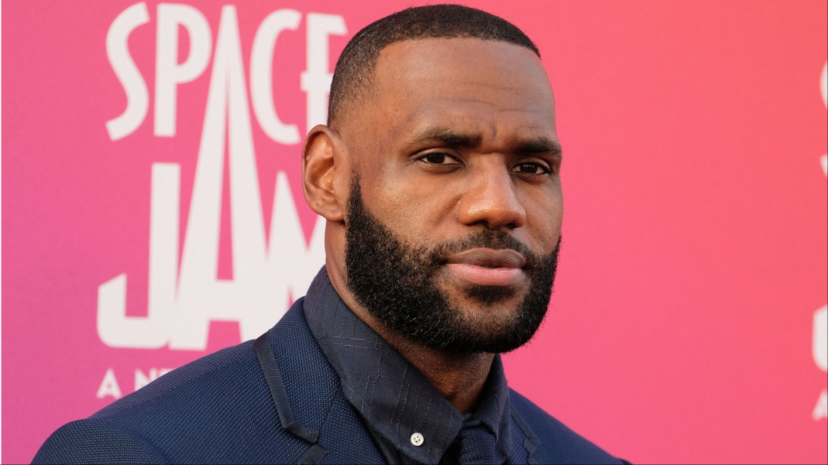 Drake Takes LeBron James Feud to the Next Level With Lyrical Diss: ‘He’s So Annoying’