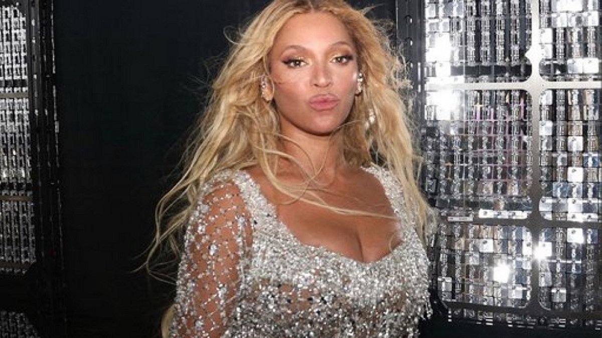 Beyonce Braces For Disaster, Pushes Fans Too Far: ‘The Beyhive Moved On’