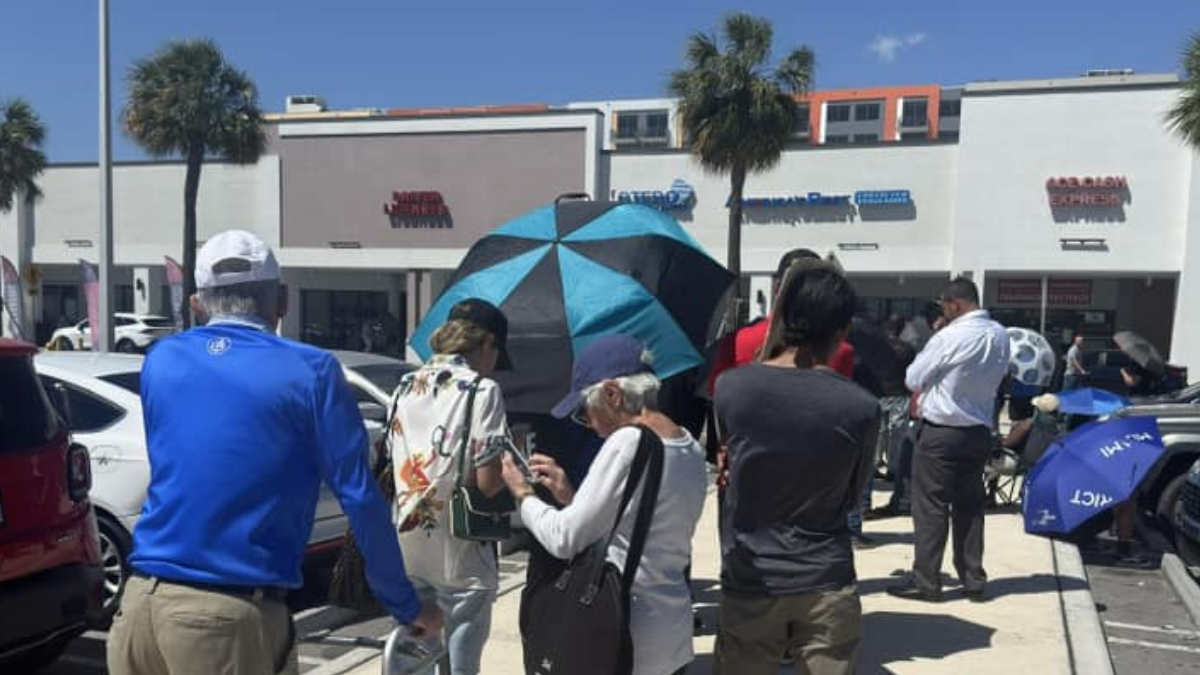 Miami Scalpers Are ‘Legally’ Selling DMV Appointments For $250: ‘That’s Why I Can’t Get an Appointment 😡’