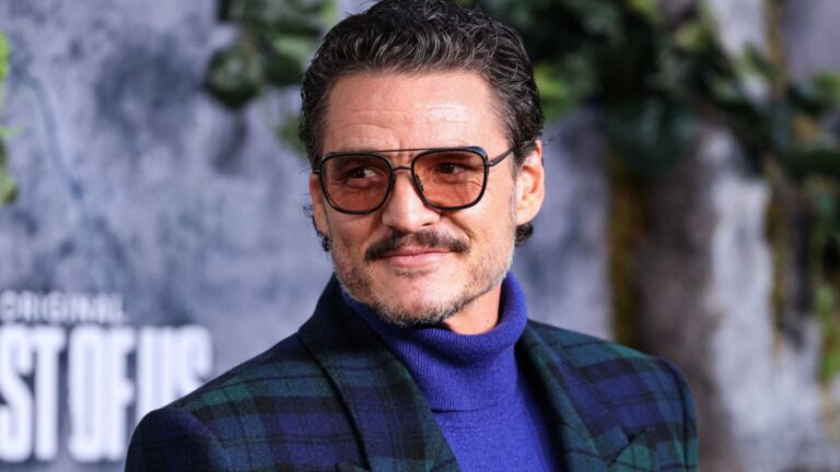 Pedro Pascal gushes over Jennifer Aniston on red carpet.