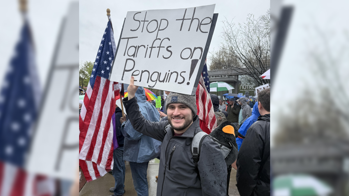 Among the Hands-Off Protests, One Cincinnati Individual is Fighting for Penguins