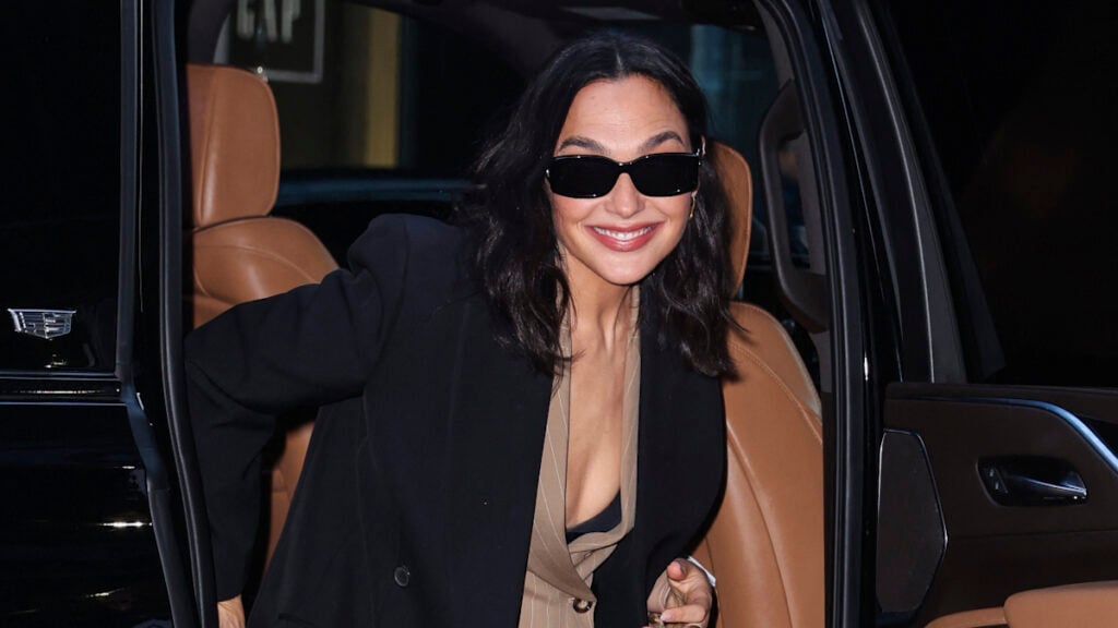 Gal Gadot is all smiles while arriving to Good Morning America this morning in New York City