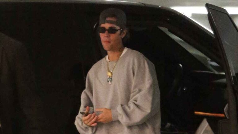 Justin Bieber paparazzi photo