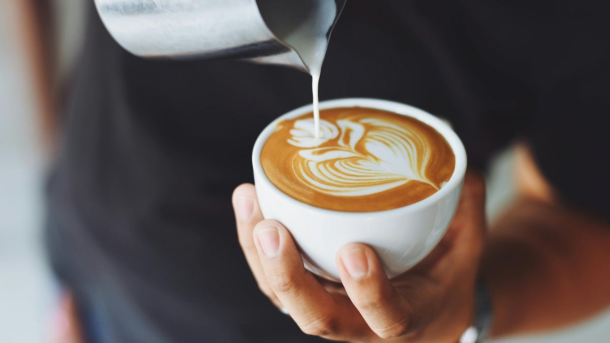 Straight Montana Man Accepts Special Perks From Lovestruck Barista ‘I Don’t Want to Ruin My Fantasy’