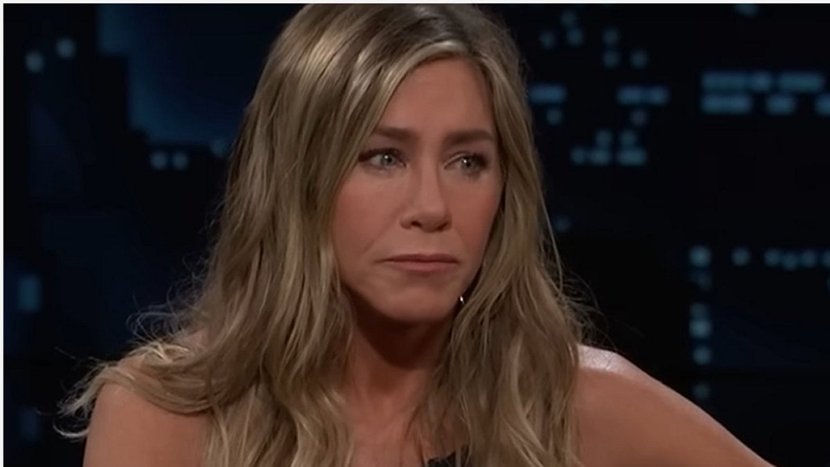 Jennifer Aniston Brushes Off Friends’ Warnings About New Flame Jim Curtis: ‘She Wants To Protect Him’
