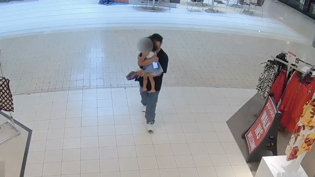 Man Tries to Kidnap Toddler From Virginia Mall, Parents Stop Him Just in Time: ‘Never Take Your Eyes Off Your Kids!’