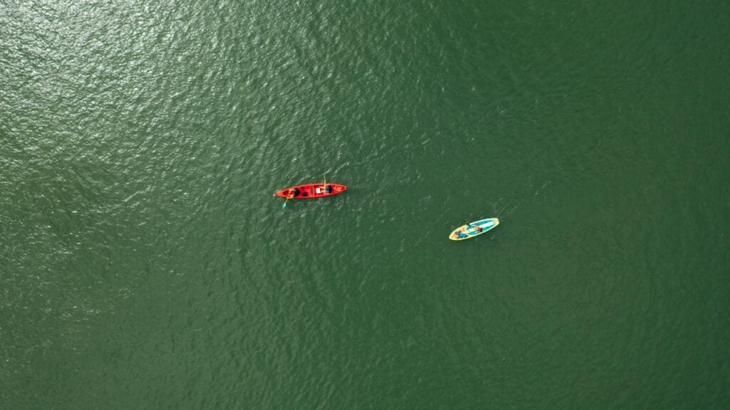 JD Vance floods Ohio River