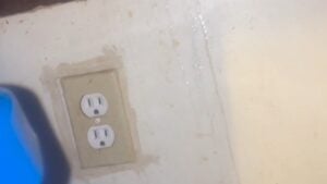 Kentucky Apartment Complex Leaking