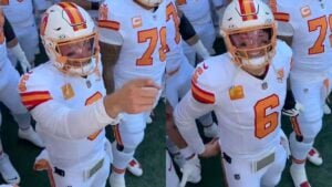 Baker Mayfield telling off a fan
